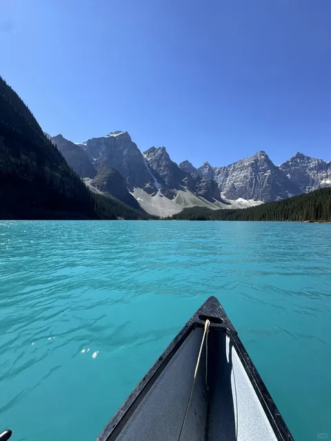 🏔️💎 Lake Louise & Banff National Park: Canada’s Crown Jewel! 🇨🇦
