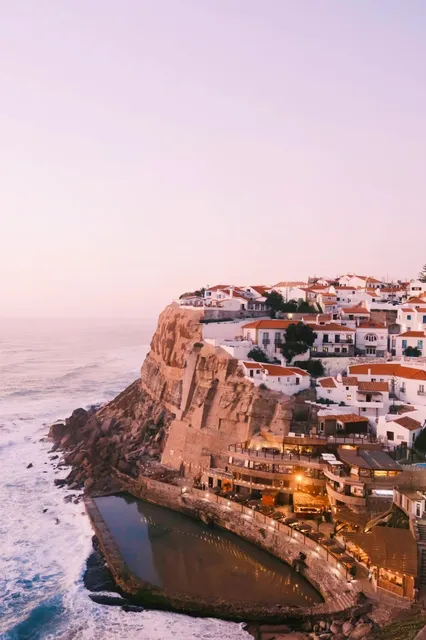 🇵🇹 A Half-Day Trip to Lisbon – The Cliffside Restaurant Turned Out t