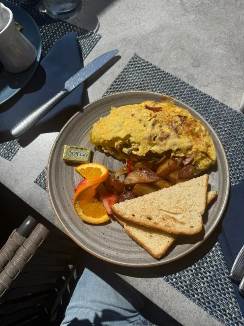 Amazing Service at a Miami Restaurant! 10/10 