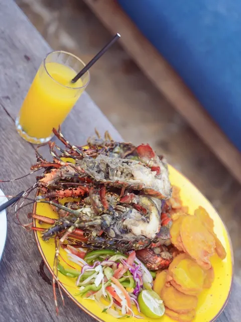 🌍 Slow Travel Diary | Nat Geo’s “World’s Most Beautiful Restaurant”!