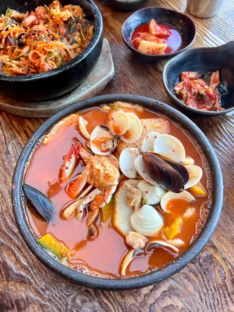 LA 🌴｜Finally Had Hand-Pulled Noodles in the US! 🍜