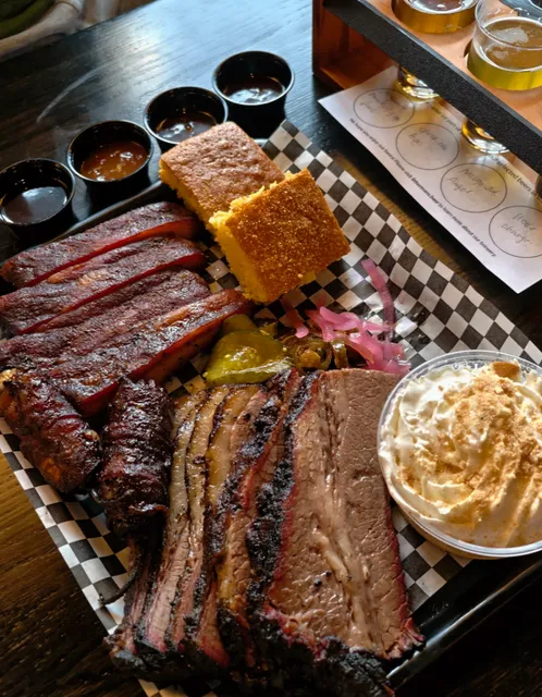 4.9-Star Texas BBQ Near Boston
