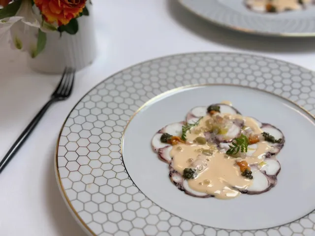 Xiquet by Danny Lledó – A Major Letdown, Even My Dog Threw Up 😵