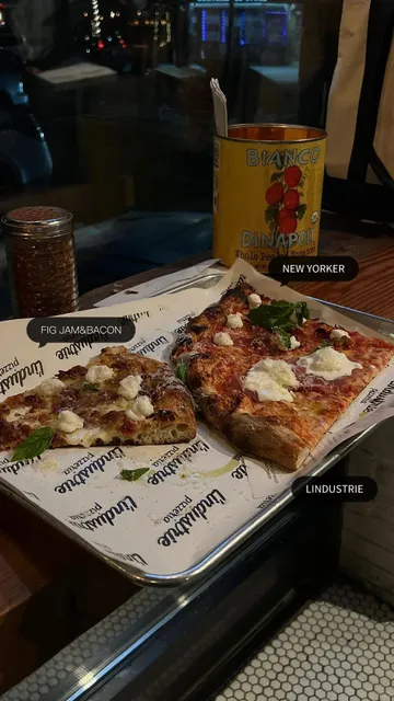 This Affordable New York Pizza Place Is a Must-Visit! 🌟