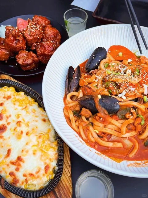 A Pretty Decent Vibe Korean Pub in DC 🍻✨