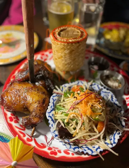 Portland Farmhouse Kitchen Thai Cuisine - A Food Review 🍴