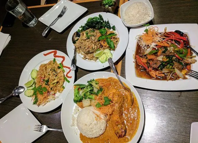 Noodle Wave McKinney | Creative Fusion of Asian Flavors 