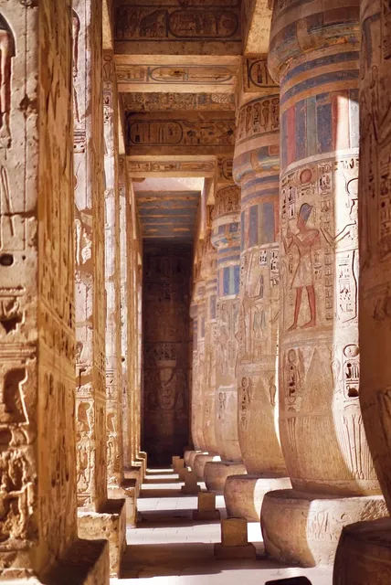 Luxor 🇪🇬 | Budget Solo Traveler's One-Day Temple Route