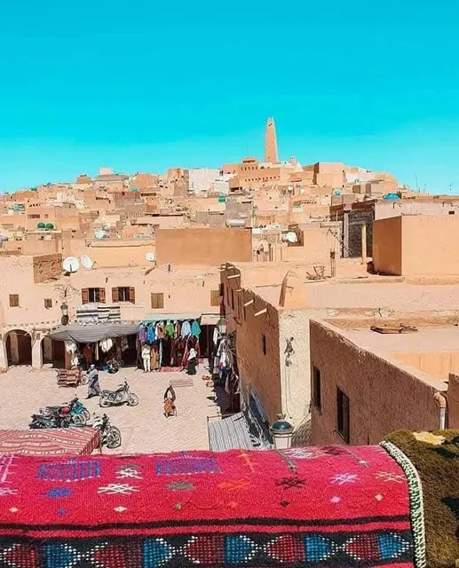 A Timeless Journey Through History and Glory 🌅（1）