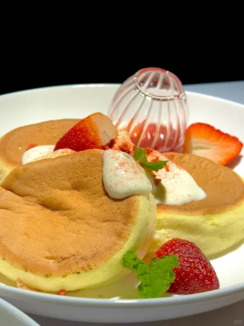 Dreamy NYC Dessert Spot! 🧚‍♀️ The Soufflé is Too Good