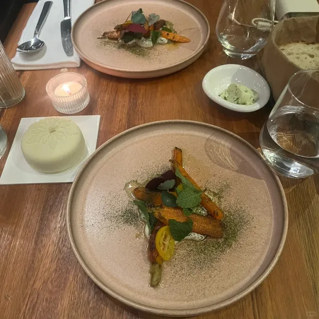  Nice's Nuances: Where Every Bite is a Delicious Mystery!  🎭🍽️  