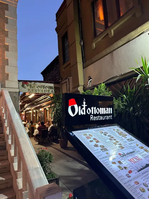 🇹🇷 Must-Try Dining in Istanbul: Old Ottoman Restaurant! 🍖✨