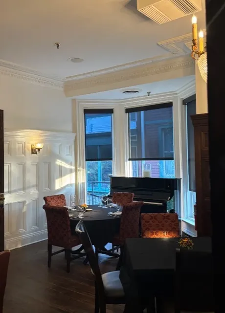 🏛️ Forepaugh’s: An Opulent Dining Experience in a Historic Mansion 🍷