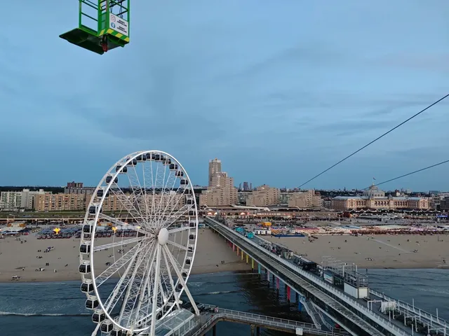 🇳🇱 The Hague & Delft Weekend Escape from NRW!