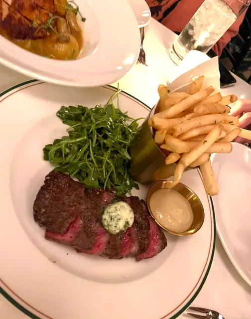 💖 Palm Springs’ Pink Paradise – The Pink Cabana Review!  