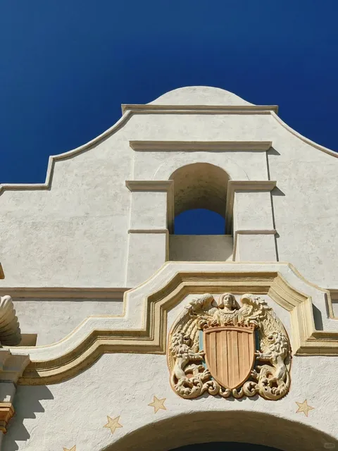 LA Spanish-Style Church ⛪️