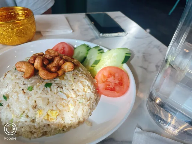 A Weekend in Philly: Thai Food + Natural Sciences Museum