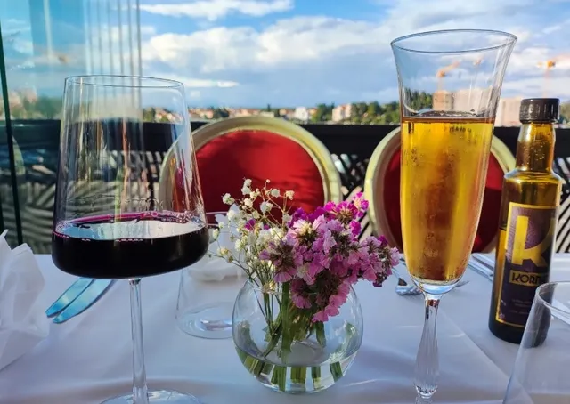 Zadar Restaurant Guide | Dining by the Sea Organ