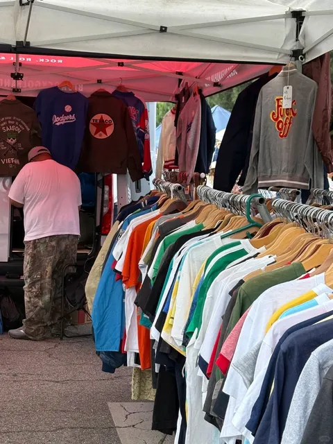 📍Los Angeles｜Long Beach Antique Market