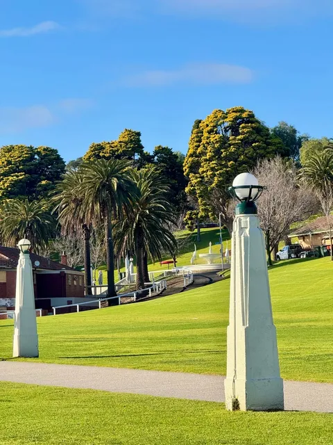 🇦🇺 Melbourne Day Trip | Geelong Seaside Escape + Fishing Adventure!