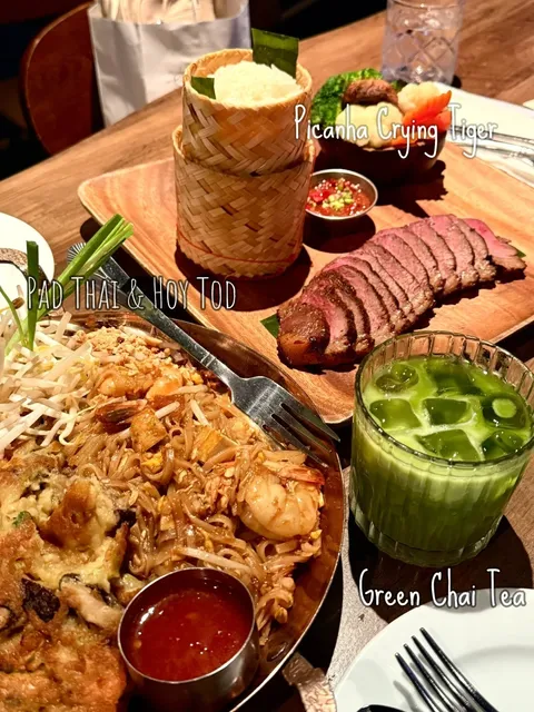  Toronto's Hidden Thai Gem with a Punch! 🇹🇭✨  