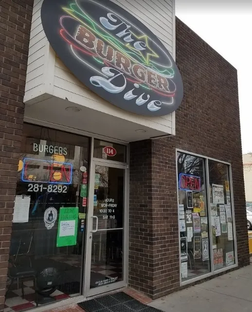 The Burger Dive: A Retro-Flavored Burger Specialty Shop