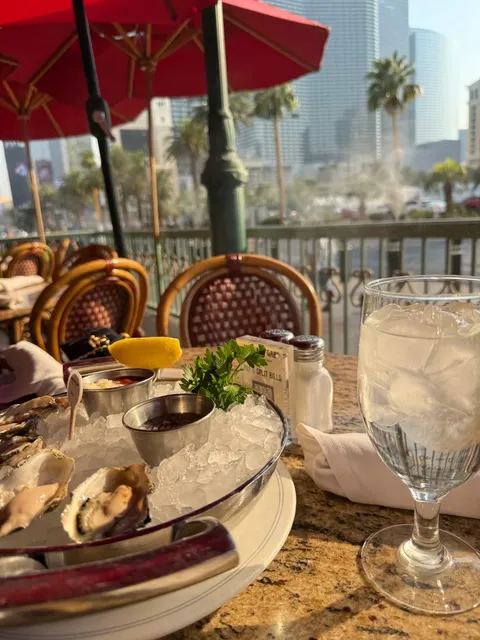 The Most French Corner in Las Vegas | Mon Ami Gabi Restaurant 🥖🍷