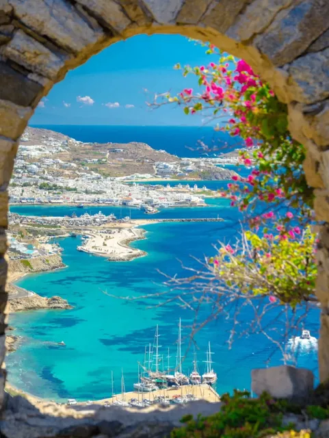 Mykonos 🇬🇷 | The Glittering Gem of the Aegean