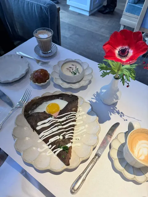 Exploring La Mercerie in NYC 🌹