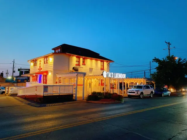 Must-Eat in Louisville | The Ultimate Taco Spot 🌮 | Luchador