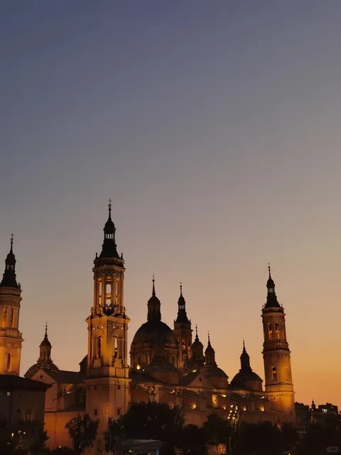 🇪🇸 Spain Travel | One Day in Zaragoza (Spain's 5th Largest City!)