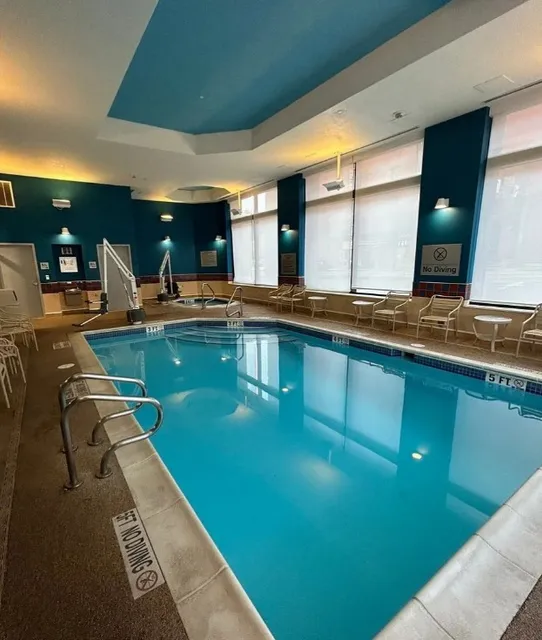 🏨 Hampton Inn & Suites Pittsburgh-Downtown