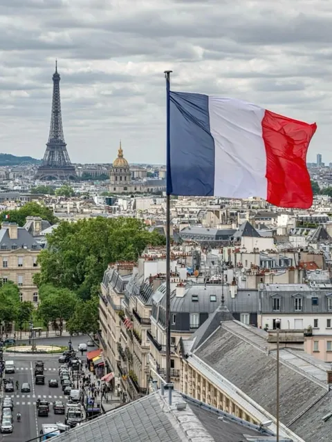 Paris Punishes Every "P-Type Traveler" Equally