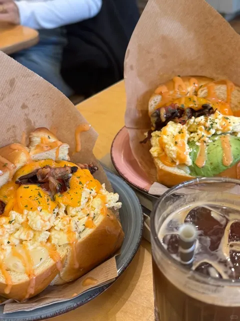 🇩🇪 Berlin Foodie Finds | Drool-Worthy Spots!