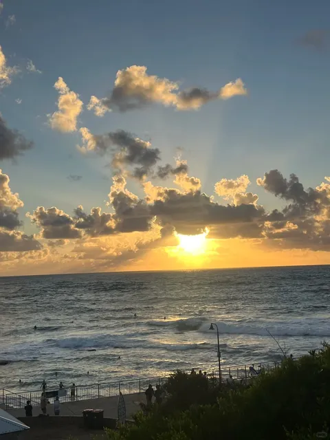  Sunrise Therapy on the Sunshine Coast！☀️