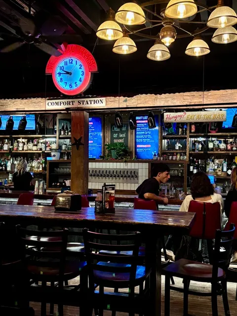 Dinosaur Bar-B-Que: A Must-Try American BBQ in Rochester!