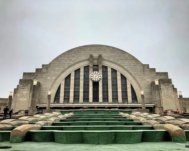  "Superhero" Building in the US — Not in New York, but in Cincinnati!