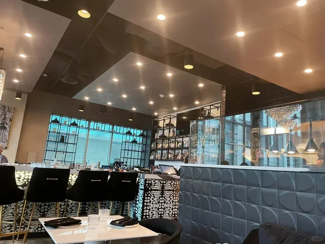 🍽️ Charlotte Dining Guide | Romantic Rooftops & Chic Eateries 🌆