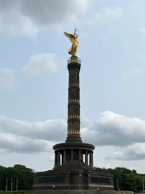  Berlin One-Day Walking Route | A Romantic Collision of Humanities & H