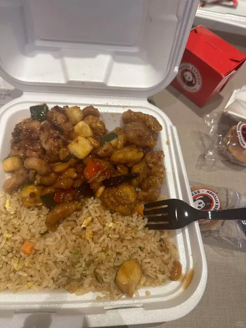 🐼 Eating Panda Express at The Venetian in Las Vegas 🏨