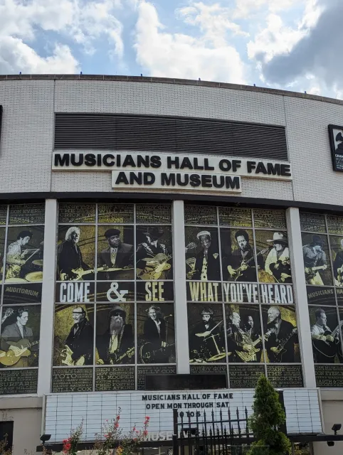 An Absolutely Fantastic Time! 🚌😂🎉