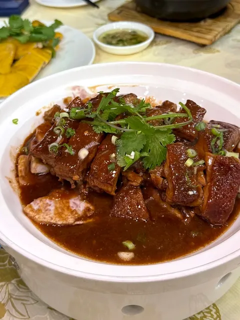 NYC｜Cozy Curry Oxtail in a Pumpkin Bowl! 🎃🍛