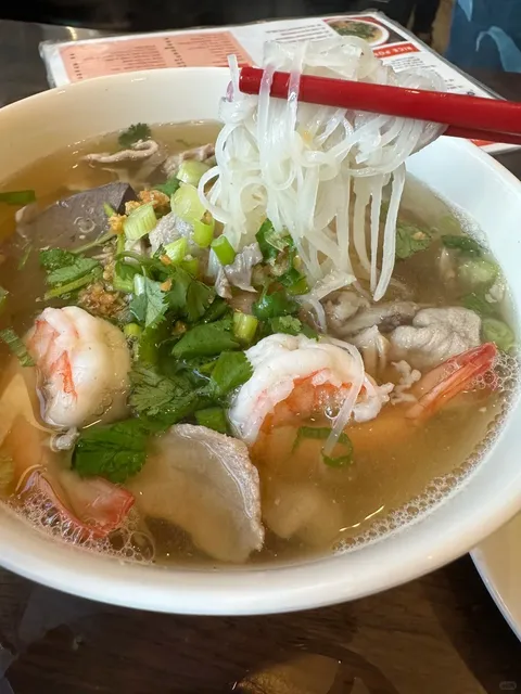 🇰🇭 Worth the 1-Hour Drive: Phnom Penh Noodle Shack in Long Beach, LA