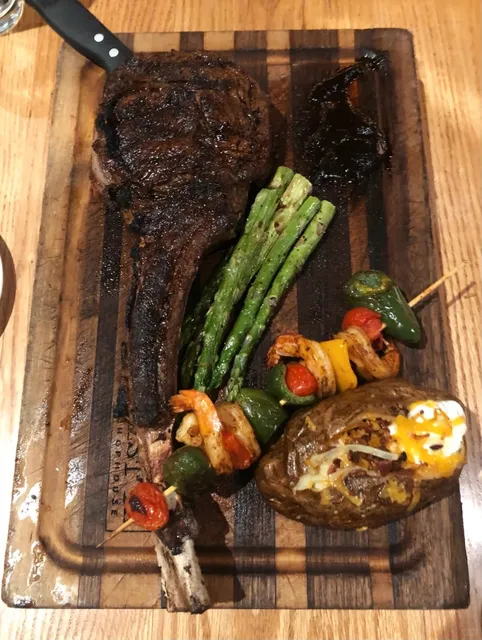 West Texas Chophouse Review | El Paso 🥩✨