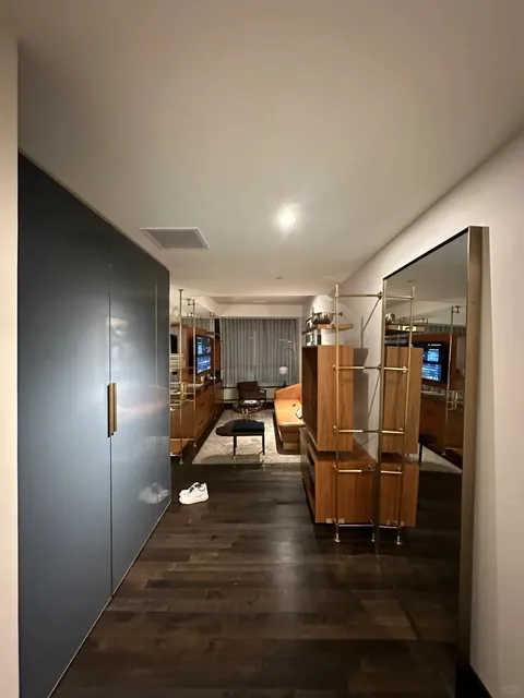 Thompson Dallas – Globalist Upgrade to a Junior Suite 🌆✨