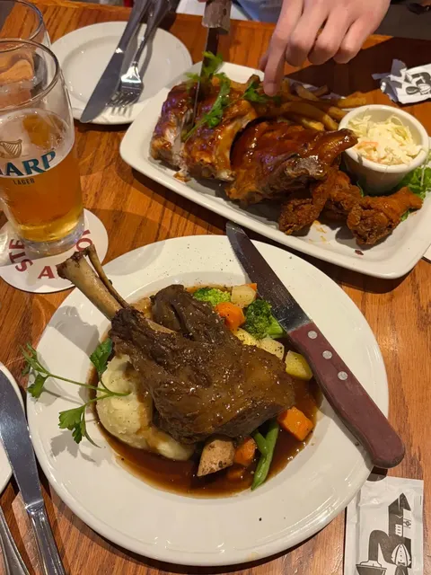 🇨🇦 This is in Toronto! Not Europe! 🌍✨