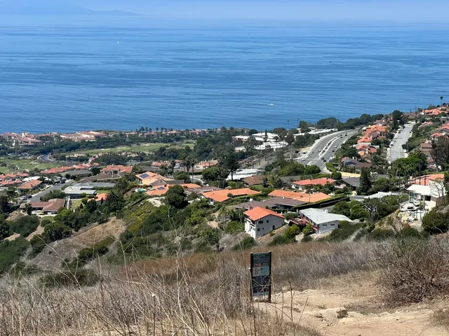 Weekend Outdoor Hike Near LA with Superb Views (Zero Cost Edition) 