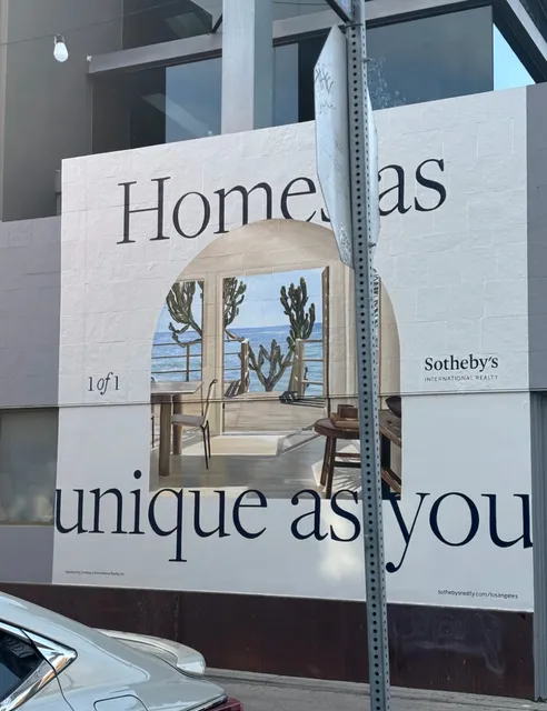  LA's Most Enchanting Bohemian Seaside Neighborhood