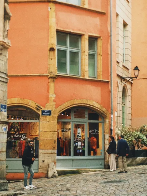 🇫🇷 Lyon Itinerary: How to Outshine "Divas Hit the Road 6"! 😏✨