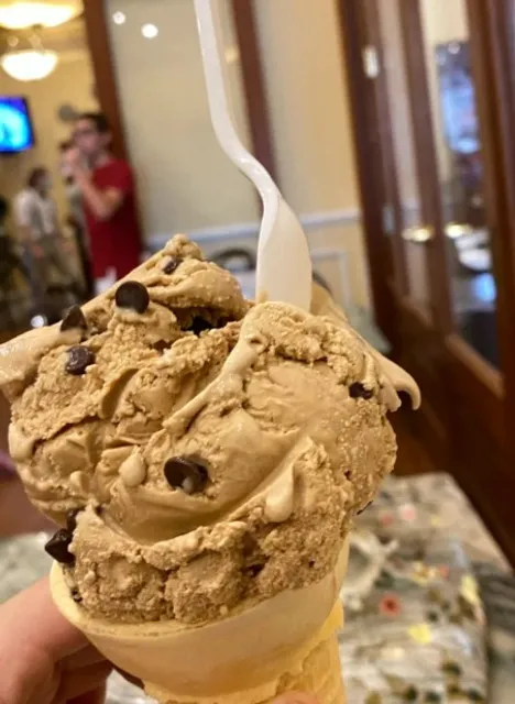 🍦 Leopold's Ice Cream Savannah | A Century-Old Ice Cream Parlor 